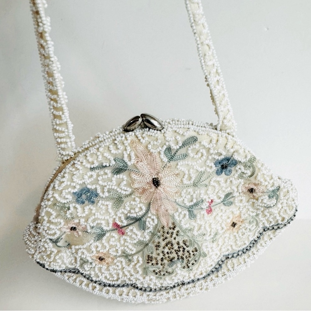 Vintage 50s Macy Associates-Handmade Glass seed bead Boho silk floral mini bag